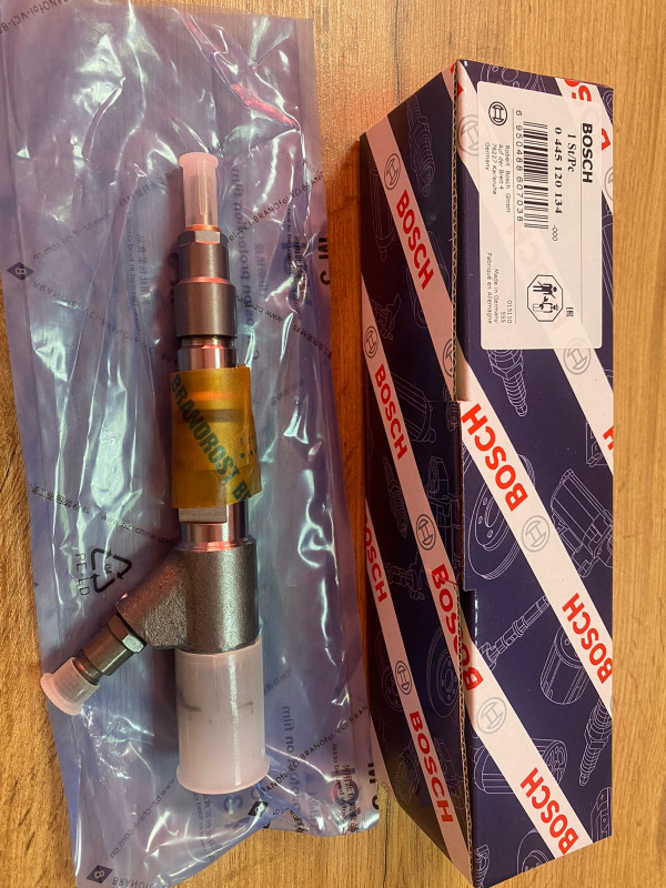 - форсунка топливная bosch 0445120134 isf 3.8