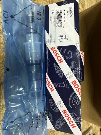 Форсунка топливная WP-12 0445120265/612630090001 Bosch